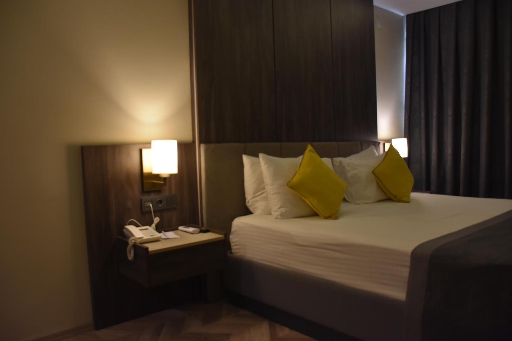 Uk Ankara Hotel Kültér fotó