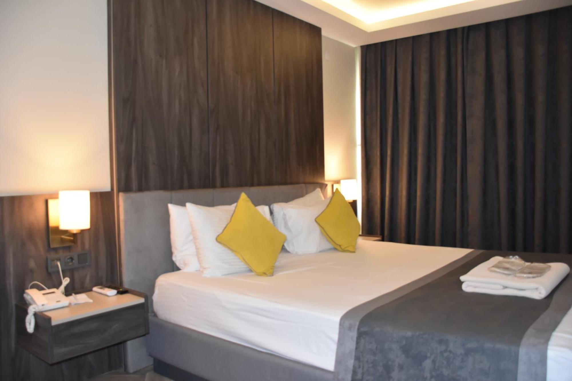 Uk Ankara Hotel Kültér fotó